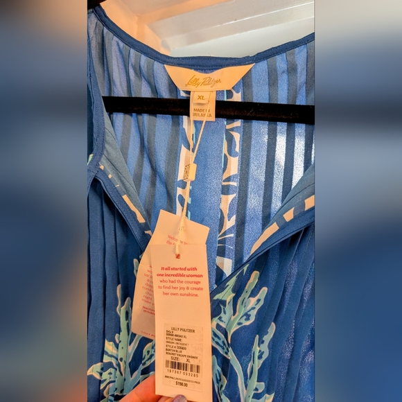 Lilly Pulitzer NWT XL Blouse - Picture 3 of 3